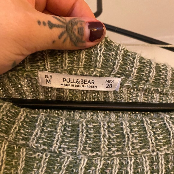 Sweater - Picture 3 of 3